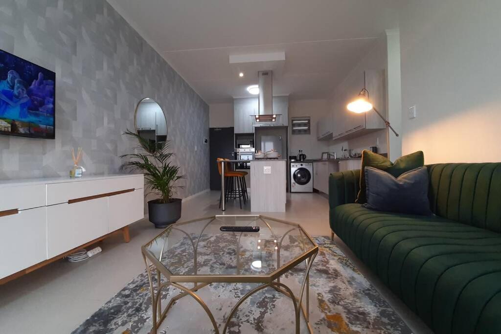 Mikeys Place On New: 2Bed2Bath No.1 With Free Wifinetflix ミッドラント エクステリア 写真